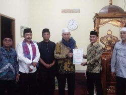 Bupati Pasbar Gelar Safari Ramadan di Dua Masjid