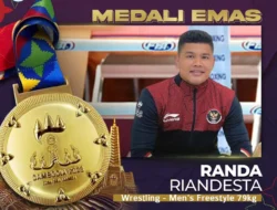 Pegulat Sumbar Persembahkan Medali Emas Sea Games untuk Indonesia