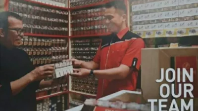 Lowongan kerja sebagai Canvasser.