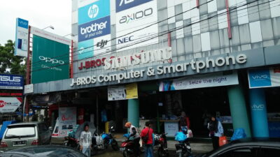 J-Bros Padang.