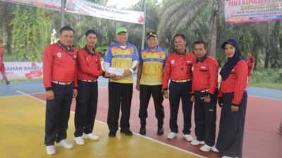 Bupati Hadiri Pembukaan Kejuaraan Bola Voli Piala Kapolres Pasbar