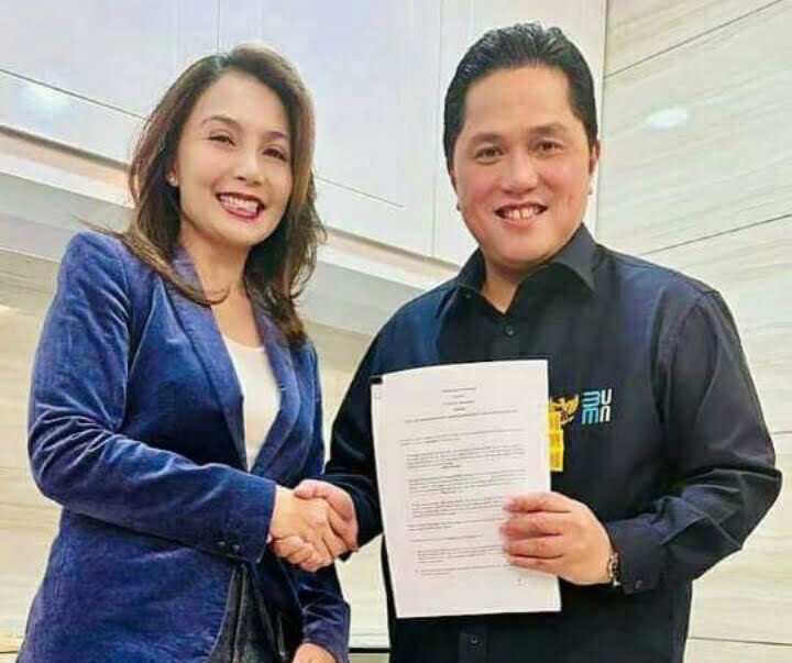 Unggahan Programming and Acquisition Director MNC Media bersama Ketum PSSI, Erick Tohir.