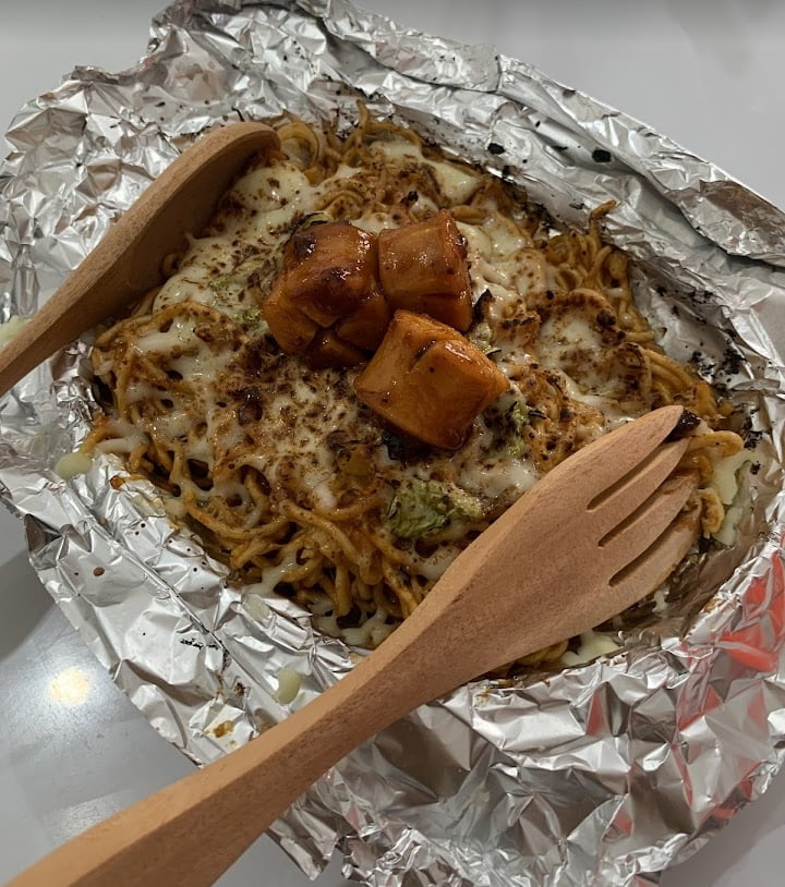 Produk Mie Bakar Mooiee.