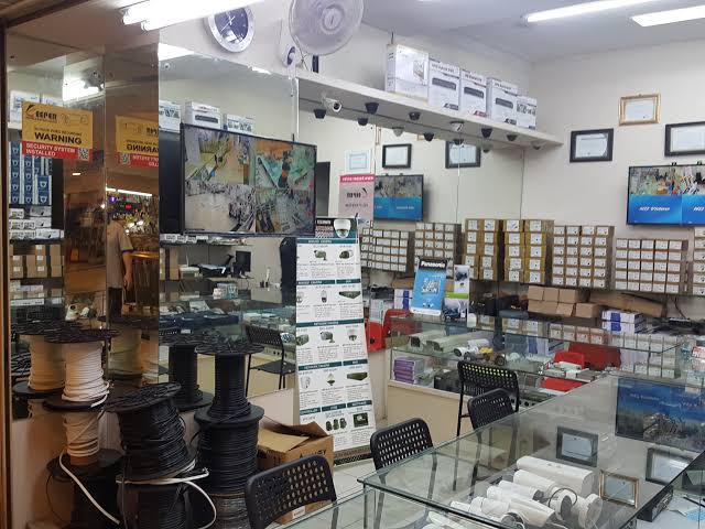 Ilustrasi toko spesialis CCTV.