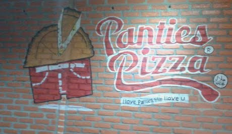 Panties Pizza Padang.