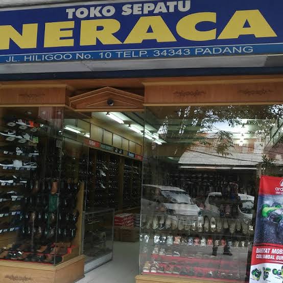 Toko Sepatu Neraca.