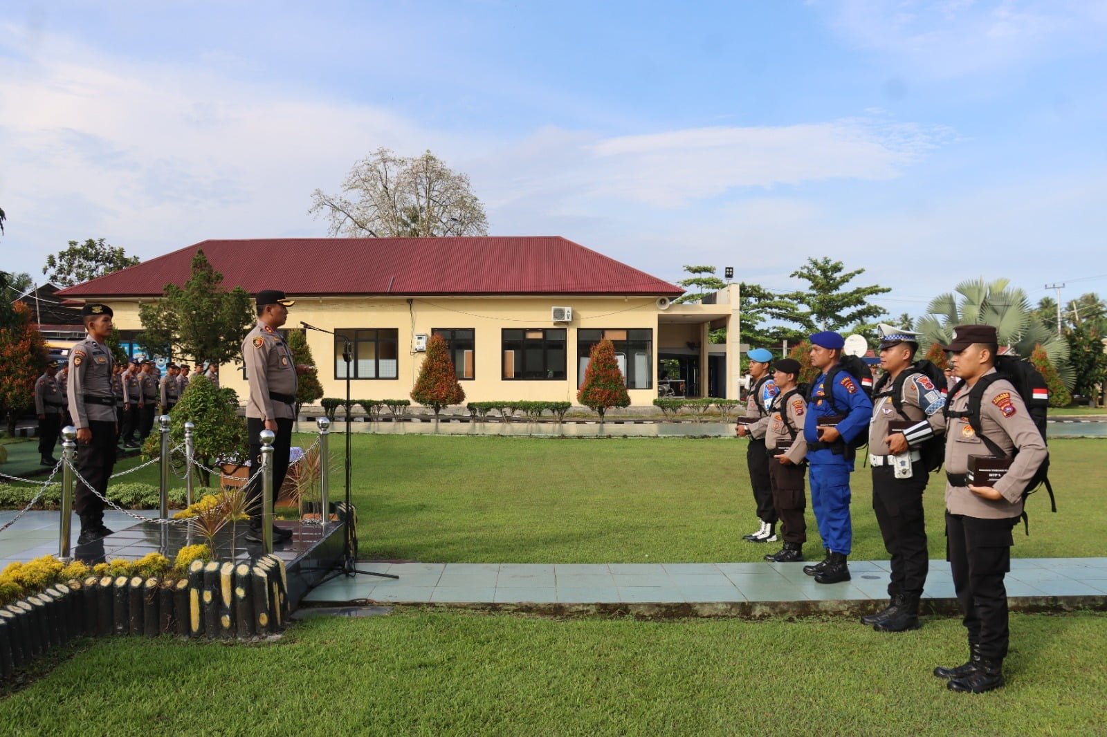 Polres Pasaman Barat menggelar Apel pengamanan Pemilu 2024.