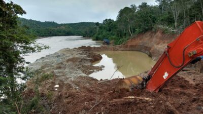 Penambang Emas Makin Bringas, Sungai Batang Hari Makin Memprihatinkan