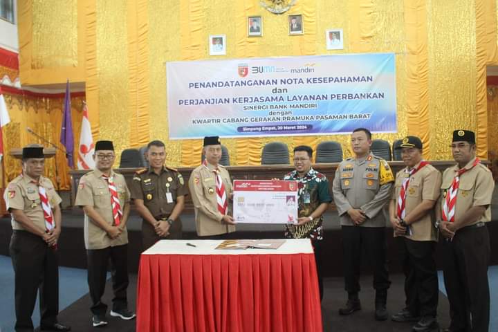 Kwarcab Pasbar menggelar sosialisasi dan kerjasama dengan Bank Mandiri dalam pembuatan KTA Pramuka.