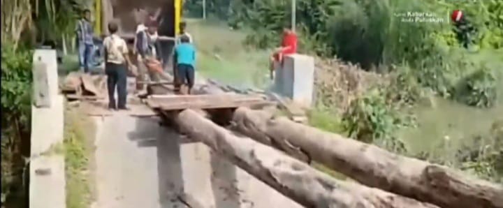 Kondisi terkini jembatan Timpeh yang Ambruk beberapa waktu lalu.