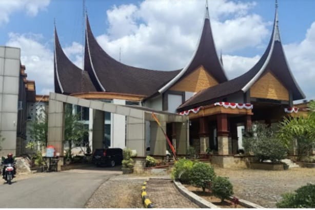 Kantor DPRD Kabupaten Dharmasraya.