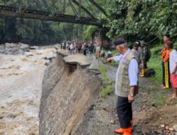 Banjir Bandang, Jalan Nasional Padang – Pekanbaru Putus Total