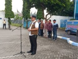 Perumda Air Minum Kota Padang Serahkan Bantuan Korban Banjir Bandang di Tanah Datar dan Agam