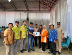 Istri Bupati Tanahdatar Terima Bantuan Kemanusiaan Perumda AM Padang