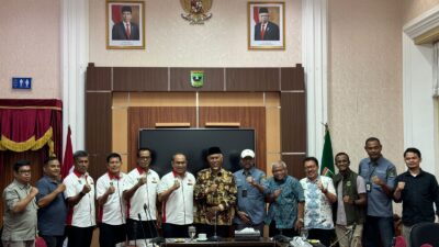 Pertemuan jajaran pengurus KONI Sumbar, Tim Satgas PON Sumbar dengan Gubernur Sumbar, Mahyeldi Ansharullah.