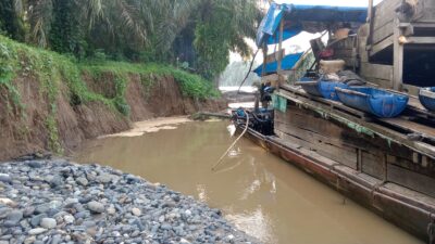 Selamatkan alam, Walinagari Siguntur membuat kesepakatan dengan penambang Emas Ilegal.