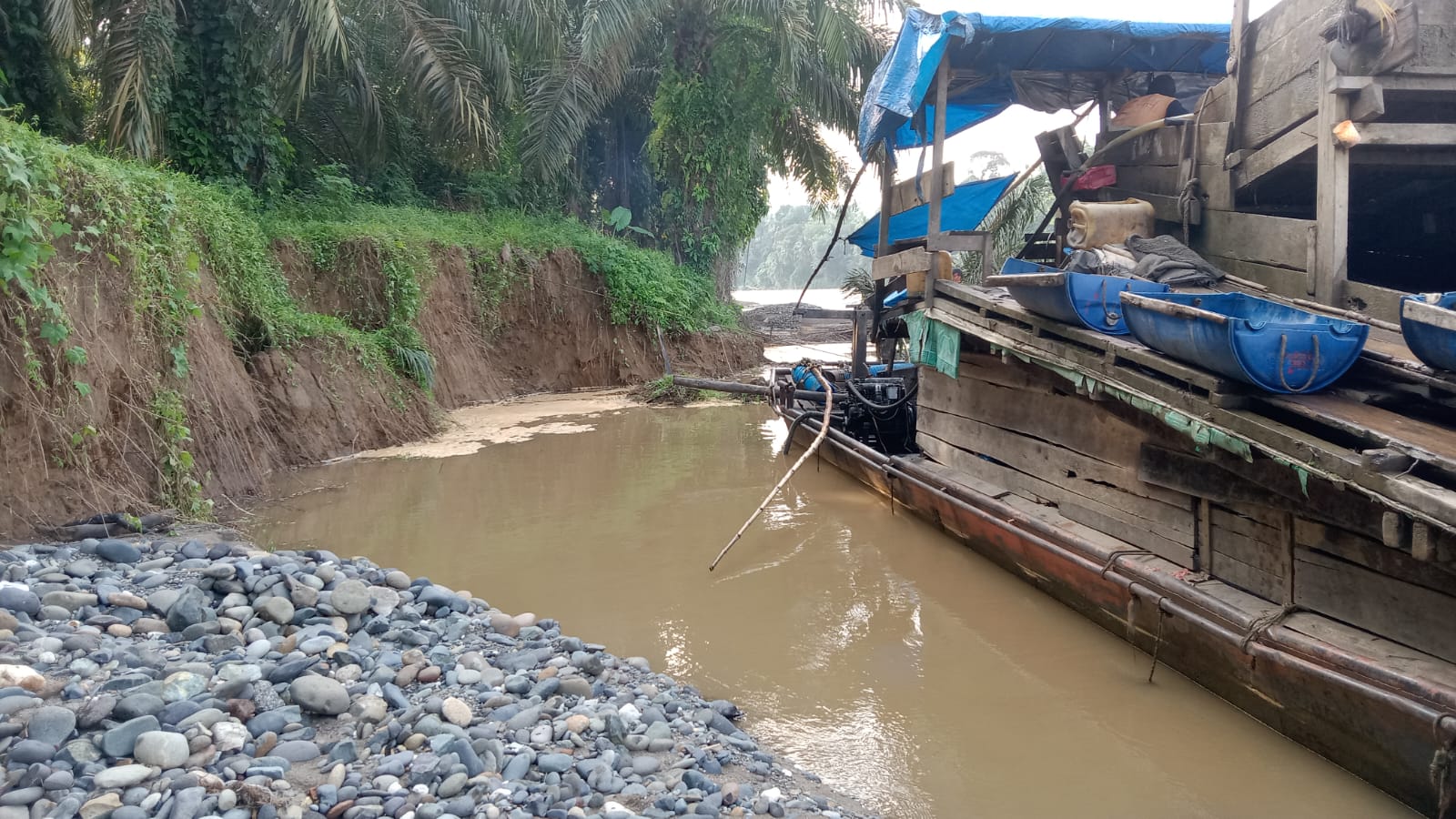 Selamatkan alam, Walinagari Siguntur membuat kesepakatan dengan penambang Emas Ilegal.