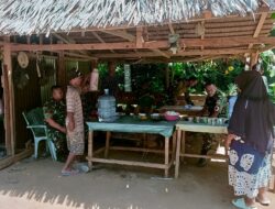 Melalui Makan Siang Bersama, Satgas TMMD Kodim 0311 Pessel Jalin Komunikasi Sosial Bersama Masyarakat Lagan Mudiak