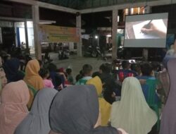 Satgas TMMD ke-121 Nonton Bareng Film Negeri Lima Menara dengan Masyarakat dan Pelajar