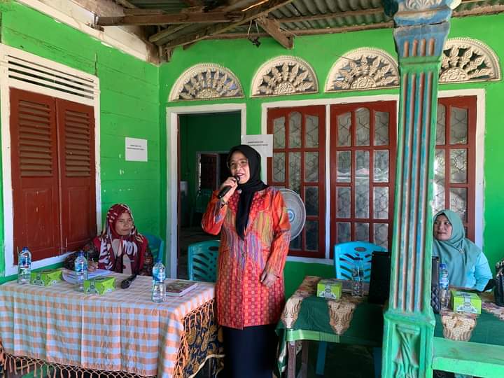 Ny Titi Hamsuardi dorong dasawisma Koto Tinggi optimalisasi lahan pekarangan untuk ketahanan pangan.
