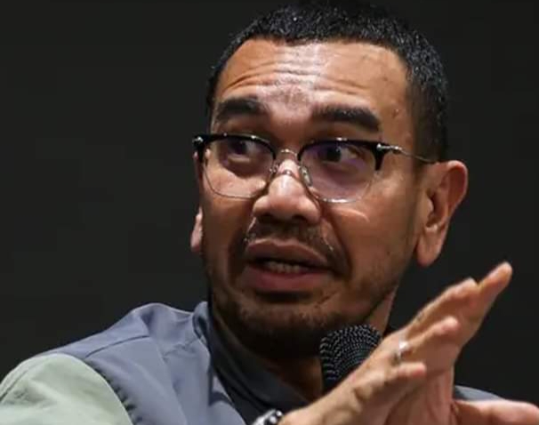 EXCO PSSI, Arya Sinulingga