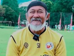 Harapkan Semen Padang Bangkit, Ini Pesan Legenda Sepakbola Indonesia