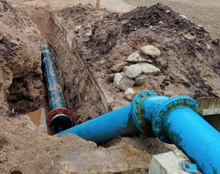 Salah satu pipa yang merupakan jaringan air bersih milik Perumda AM Padang.