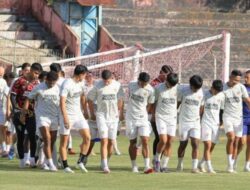 Dibantai Dewa United 1-8, Rekor Kekalahan Tergila Semen Padang