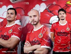 Sedang Berlangsung: Semen Padang Imbangi PSBS Biak, 2-2