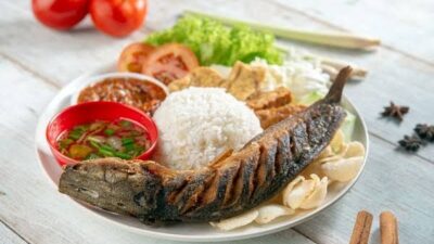 Ilustrasi Pecel Lele.