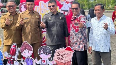 SMKN 1 Pasaman Barat menggelar pameran produk kreatif, Senin (6/12/2024).