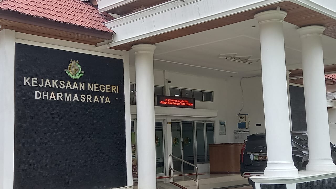 Kantor Kejari Dharmasraya.