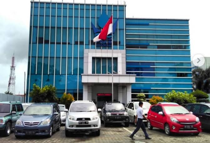 Kantor Utama Perumda Air Minum Kota Padang.