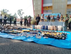 Ratusan Miras Berbagai Merek Dimusnahkan