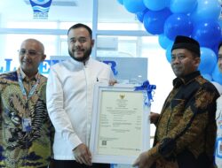 Perumda AM Padang Raih Sertifikat Halal, Pertama di Sumatera; Sekaligus Luncurkan Call Center 1500030